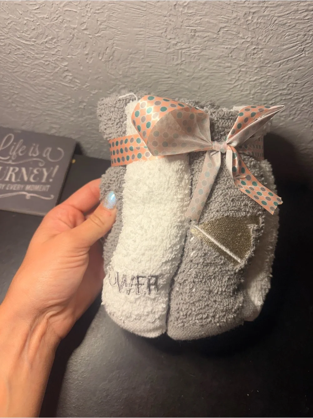 Hand Towel Bouquet - Gray & White